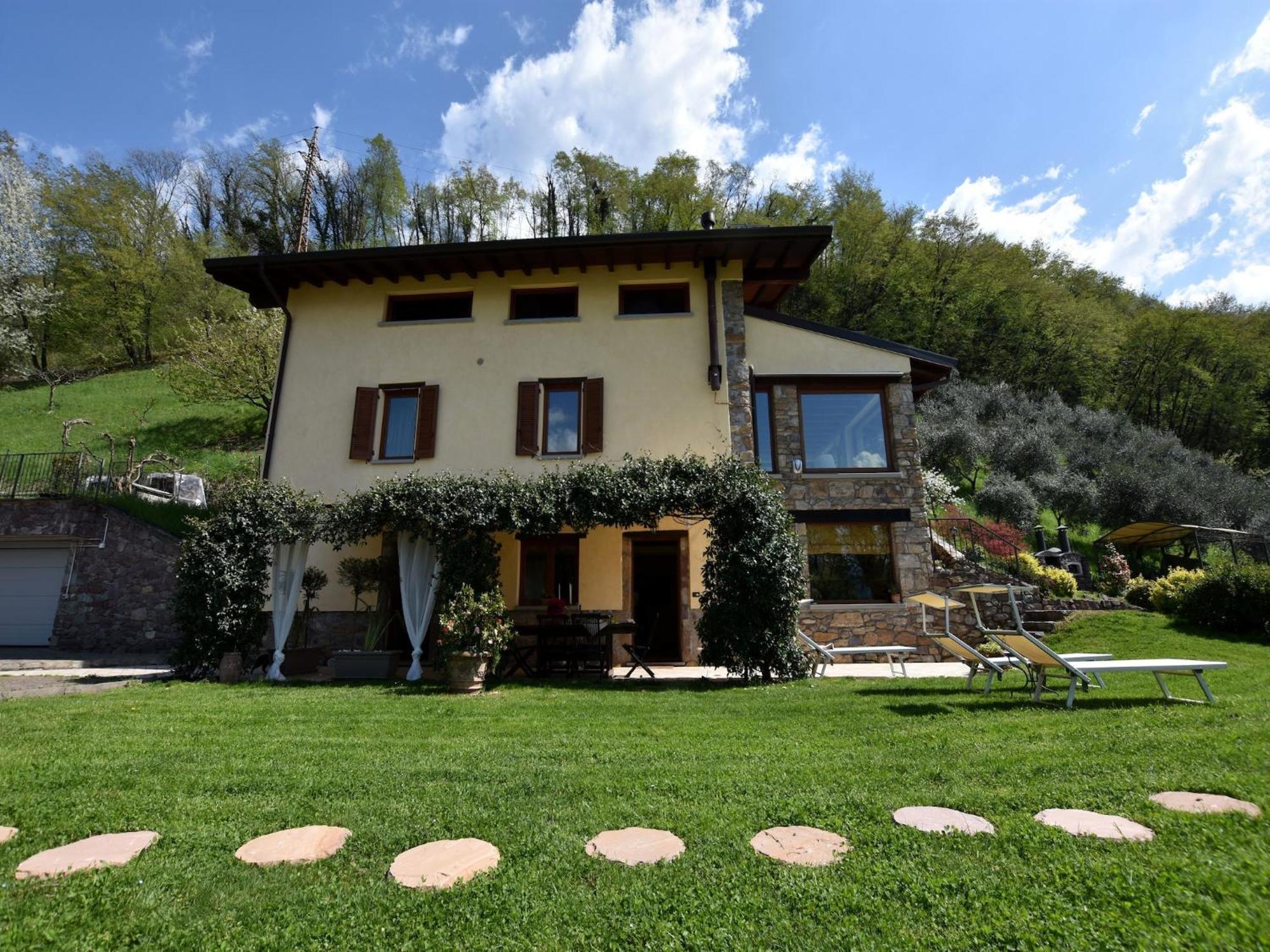 Villa In Pisogne With Pool Garden And Lake View Exterior photo